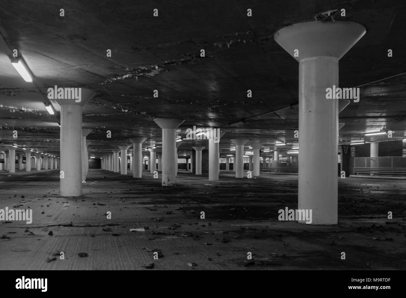 Parking intérieur Banque D'Images