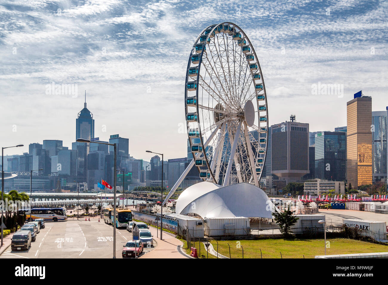 La roue d'observation de Hong Kong, le port de Victoria, l'île de Hong Kong. Banque D'Images