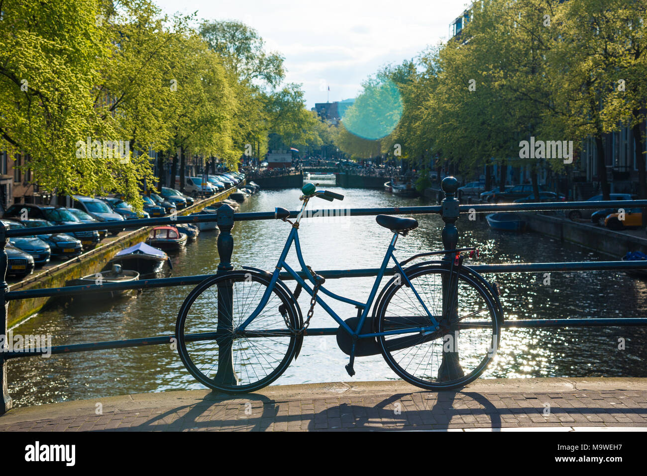 Location sur le pont à Amsterdam, Pays-Bas. Banque D'Images