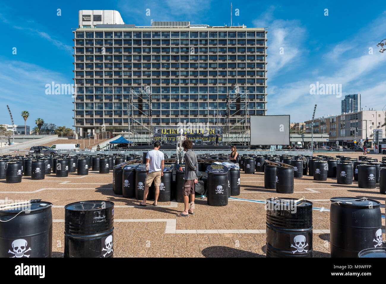 Israël, Tel Aviv - 23 mars 2018 : manifestation le Kikar Rabin contre la construction de l'extraction de gaz naturel et d'autres ecologica Banque D'Images