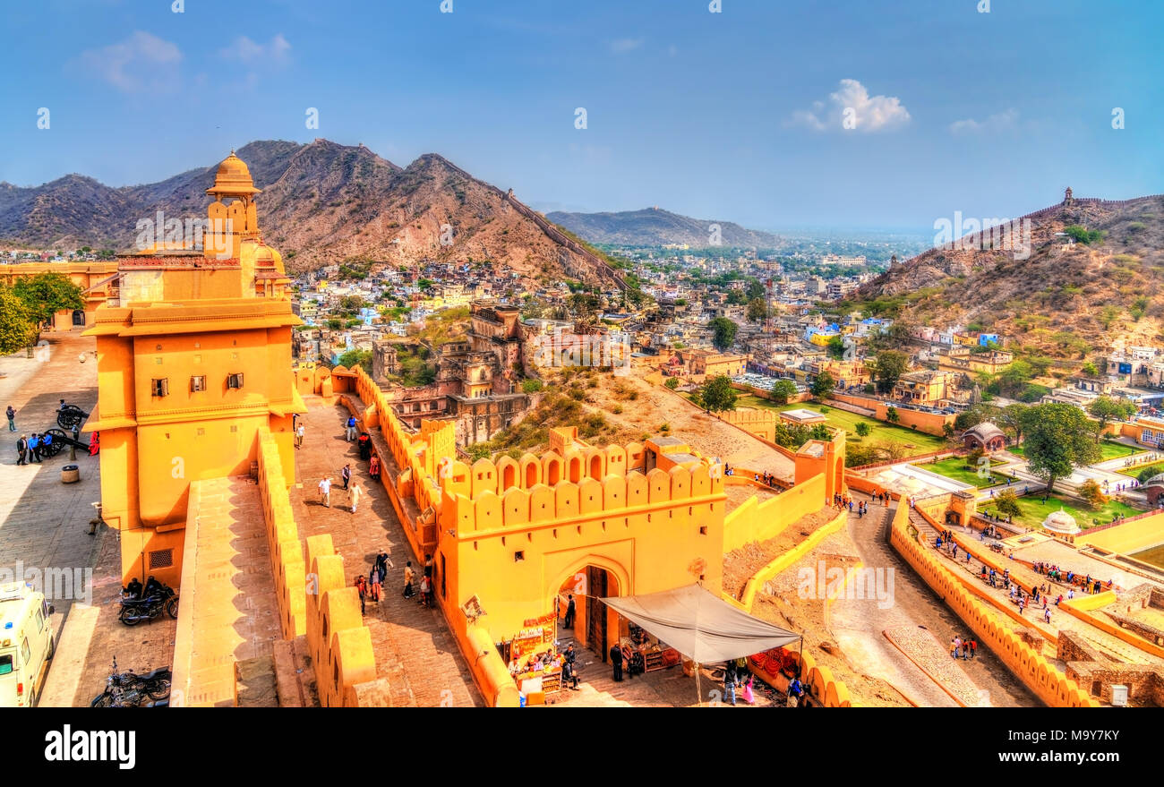 Vue de Fort Amer à Jaipur. Une attraction touristique au Rajasthan, Inde Banque D'Images