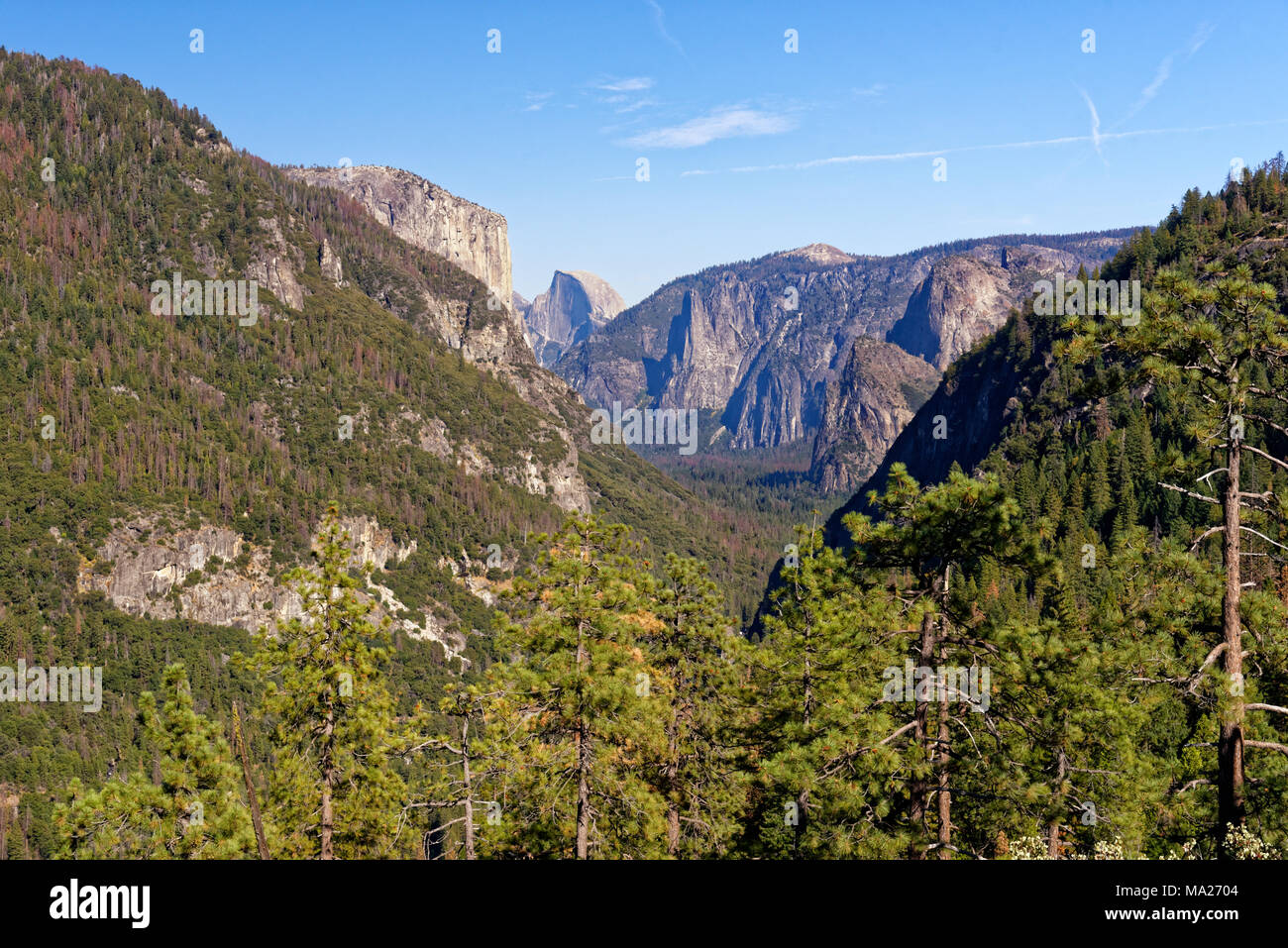 La Vallée Yosemite vu de vue de tunnel Banque D'Images