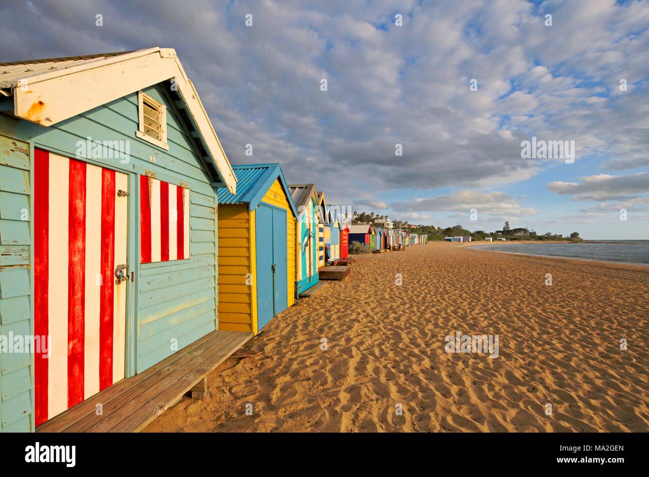 Cabines de plage sur le brin à Brigton, près de St Kilda, Melbourne, Australie Banque D'Images
