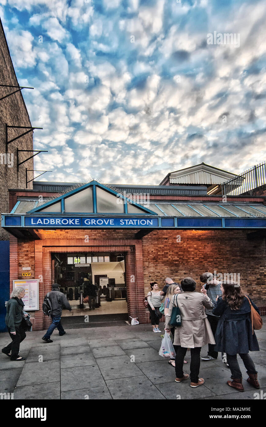 London Underground Tube Station : Ladbroke Grove Banque D'Images