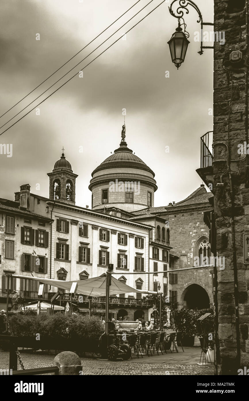 À Piazza Vecchia - Bergamo Alta - Italie Banque D'Images
