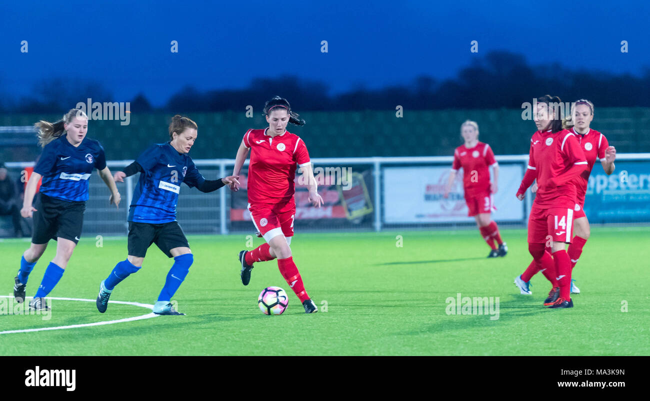 Brentwood, Essex, 29 mars 2018, BBC Essex Women's Cup final, Brentwood Town Mesdames, en bleu, (0) Vs C&K (Basildon) 7 crédit en rouge Ian Davidson Alamy Live News Banque D'Images