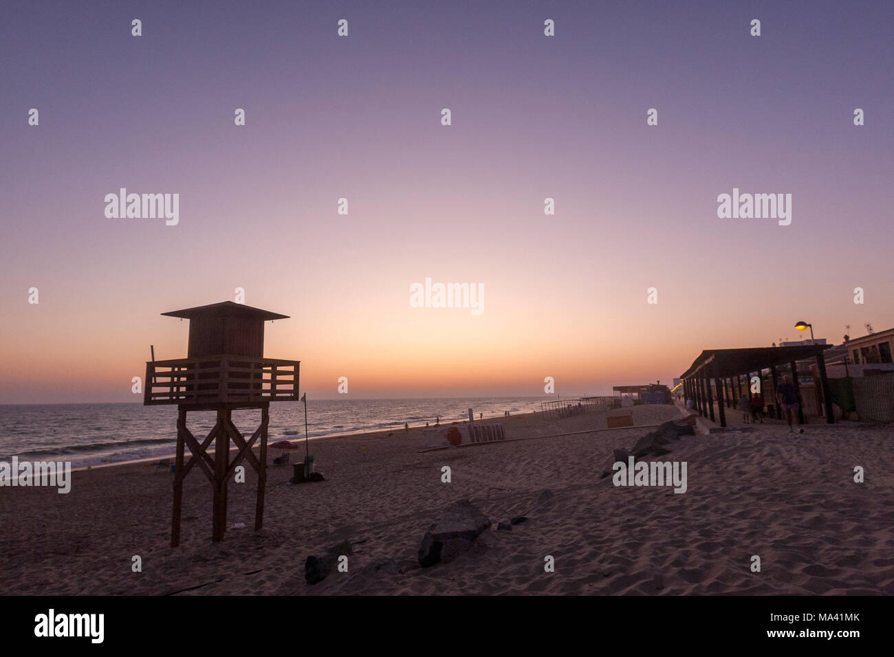 Au crépuscule, la plage de Matalascañas Almonte, Province de Huelva, Andalousie, espagne. Banque D'Images