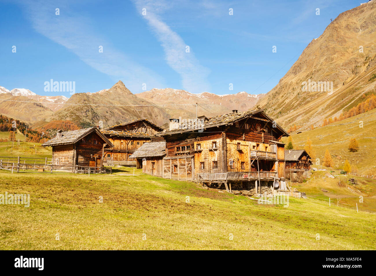 Refuges à l'automne. Senales valley, , du Tyrol du Sud, Bolzano, Italie, Europe Banque D'Images