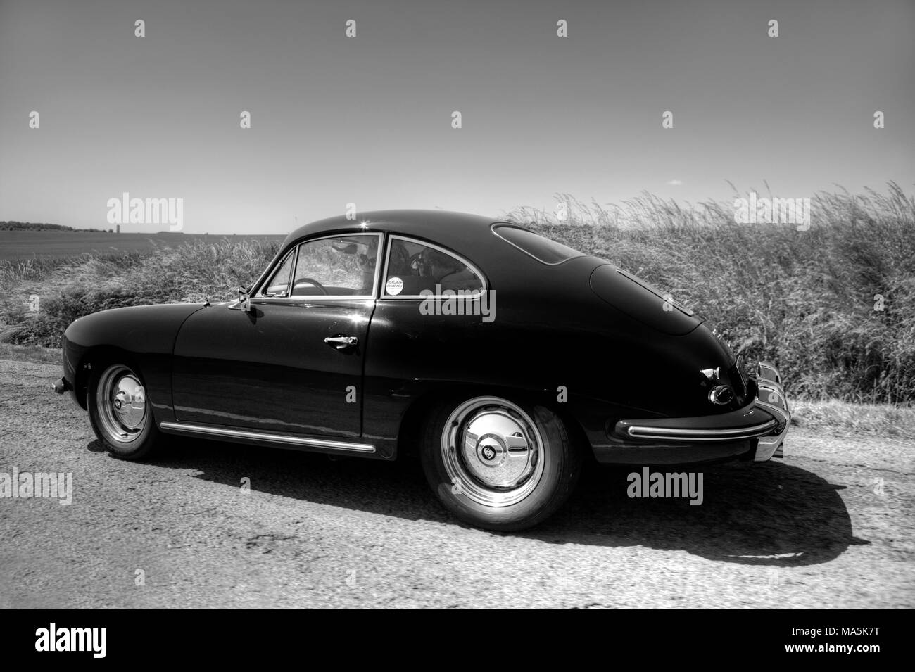 À bord d'une Porsche 911 T ( 1970 ) l'ensemble de la région. Banque D'Images
