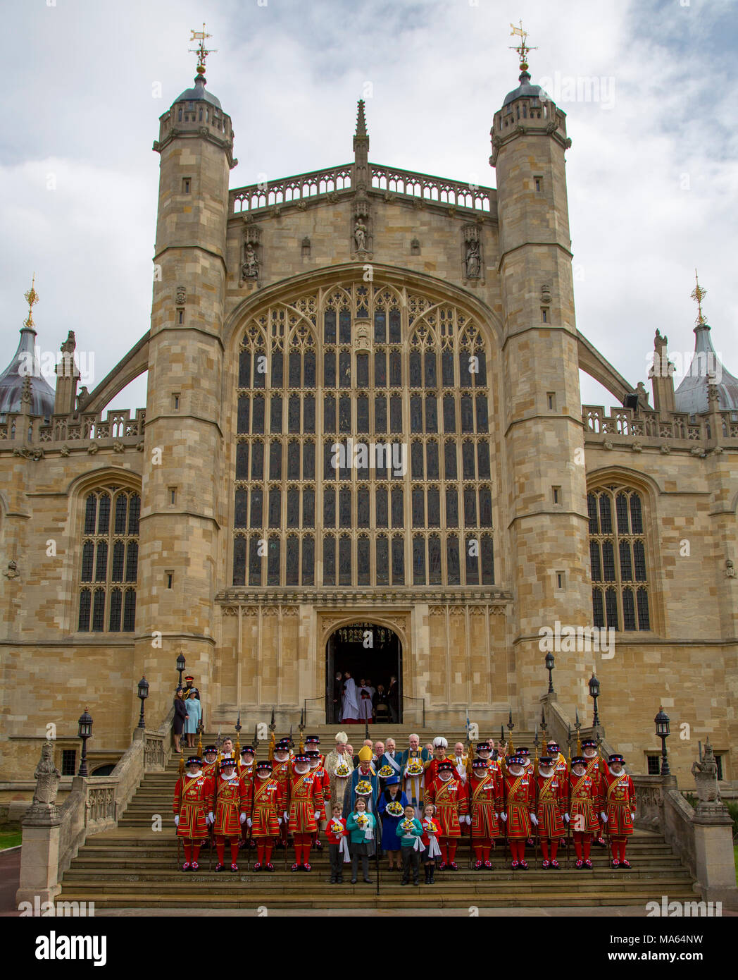 29 mars 2018 Grande-Bretagne Royaume-uni Windsor's Queen Elizabeth assiste à la Royal Service Saint à la Chapelle St George dans le parc du château de Windsor. Jeudi Saint est le jour saint chrétien qui tombe sur le jeudi avant Pâques. Il commémore la Cène et saint de Jésus Christ avec les Apôtres. Banque D'Images
