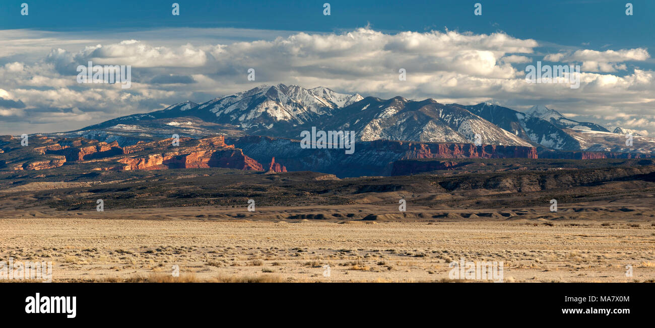 Montagnes La Sal de l'extrême est de l'Utah, vus de l'Interstate 70 Banque D'Images