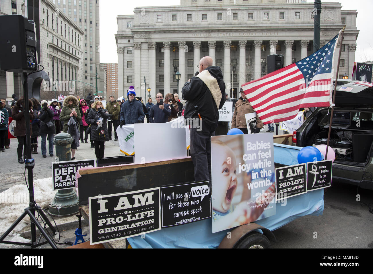 Don de Vie internationale rassemblement annuel et la marche des groupes pro-vie et les particuliers ont eu lieu le dimanche 24 mars 2018 à Manhattan. Banque D'Images