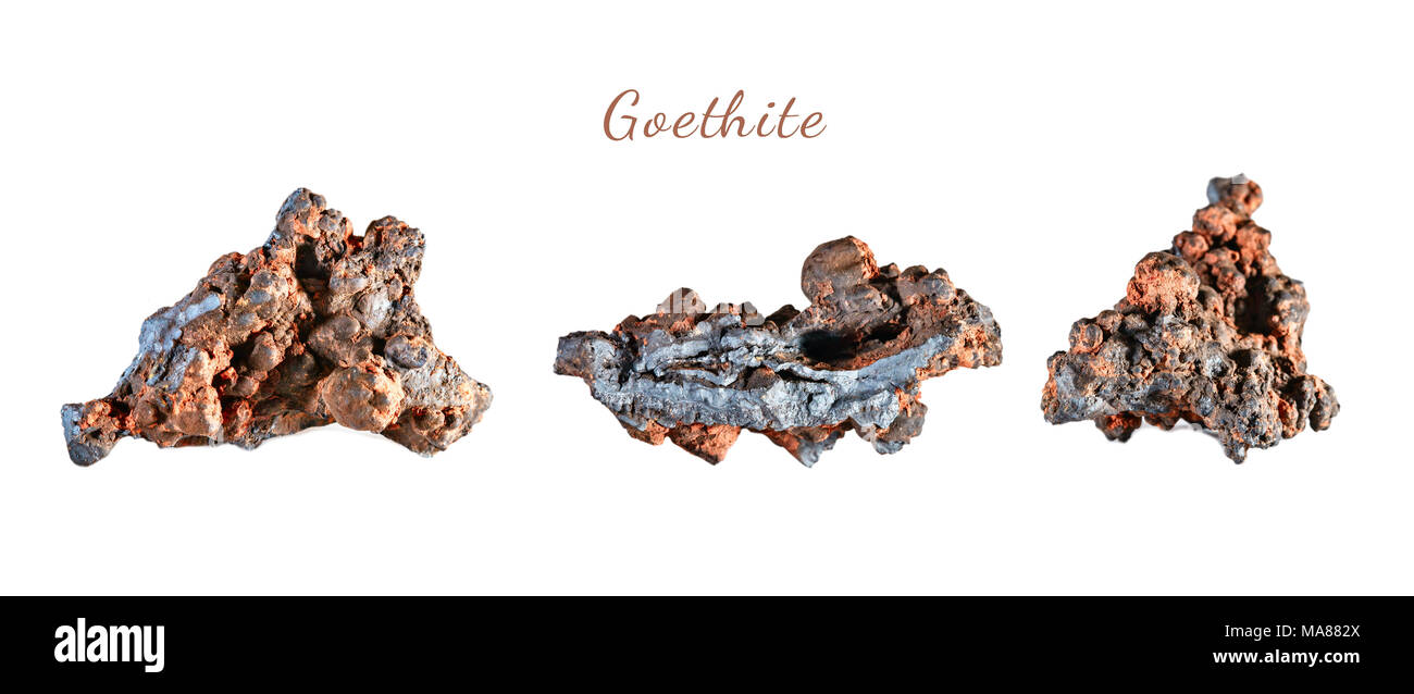 La prise de vue macro de pierre naturelle. Le minéral brut est la goethite. Le Maroc. Objet isolé sur un fond blanc. Banque D'Images