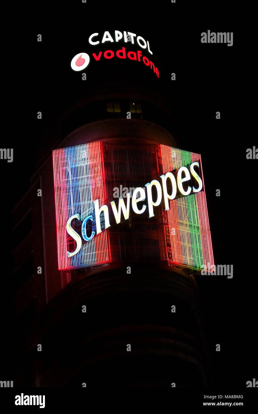 Der Marke/ logo logo de la marque 'Schweppes', Madrid. Banque D'Images