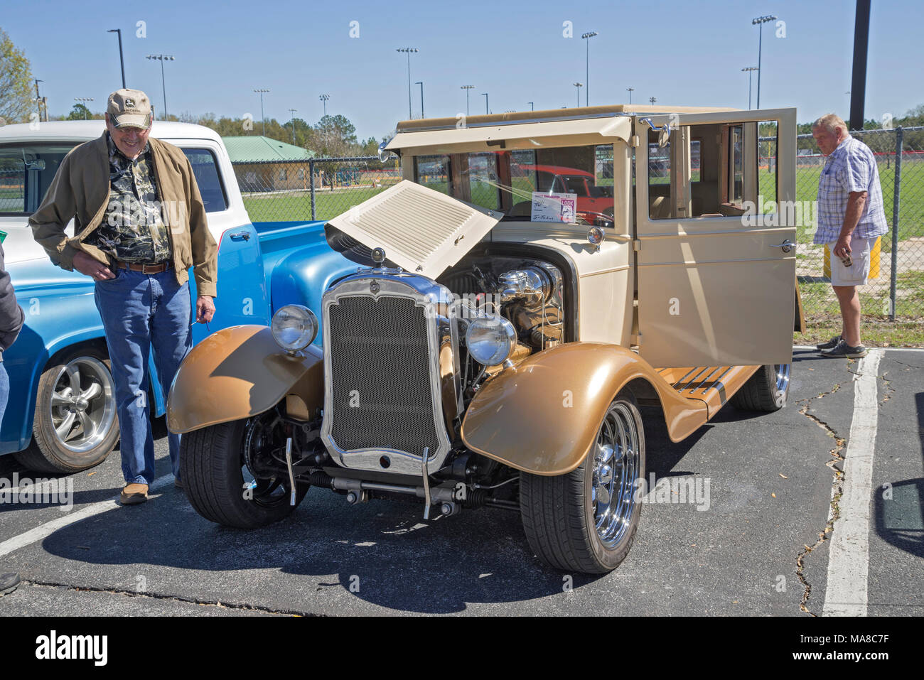 Car Show à Ft. Blanc, en Floride. 1925 Oldsmobile. Banque D'Images