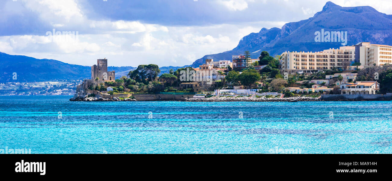 Santa Flavia impressionnant village,vue panoramique,Sicile,Italie. Banque D'Images