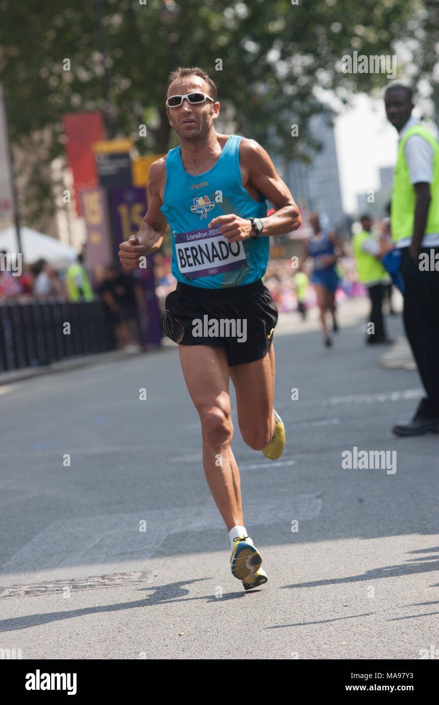 Jeux olympiques 2012 Londres - Jeux - Mens course de marathon de la place du Parlement. Banque D'Images