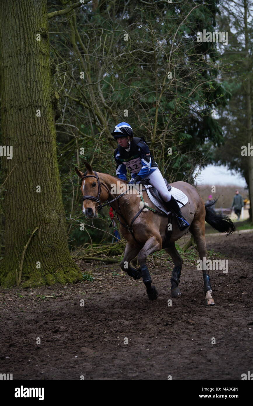 Burnham, UK. 30 mars, 2018. 30/03/18 Burnham Market,Norfolk,UK.jour2 de la Barefoot Retreats Burnham Market International Horse Trials.Riders concourir dans le spectacle Jumpingand cross country. Crédit : Scott Carruthers/Alamy Live News Banque D'Images