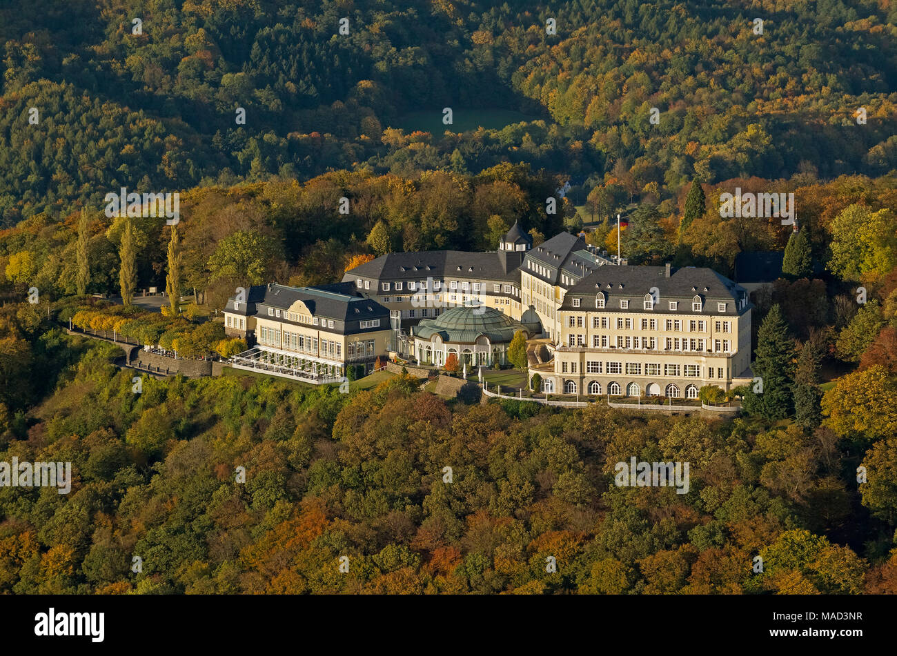 Vue aérienne, l'automne sur le Rhin, fédéral, Petersberg Siebengebirge Guest House, Bonn, Rhénanie, Hesse, Allemagne, Europe, bi Banque D'Images Vue aérienne, l'automne sur le Rhin, fédéral, Petersberg Siebengebirge Guest House, Bonn, Rhénanie, Hesse, Allemagne, Europe, bi Banque D'Images