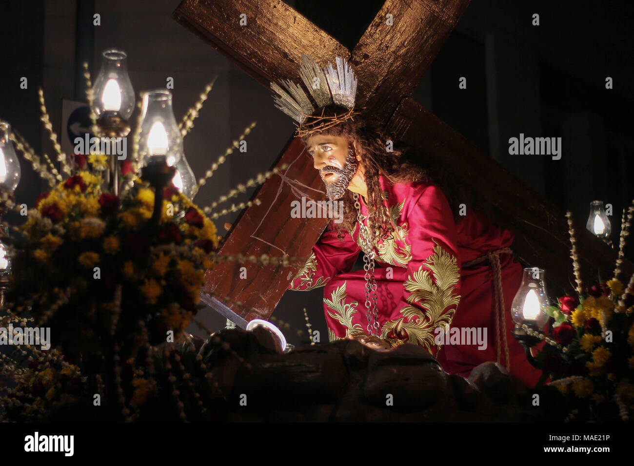 30 mars 2018 - Manille, Philippines, RCN - Magnifiques Jésus portant la ...
