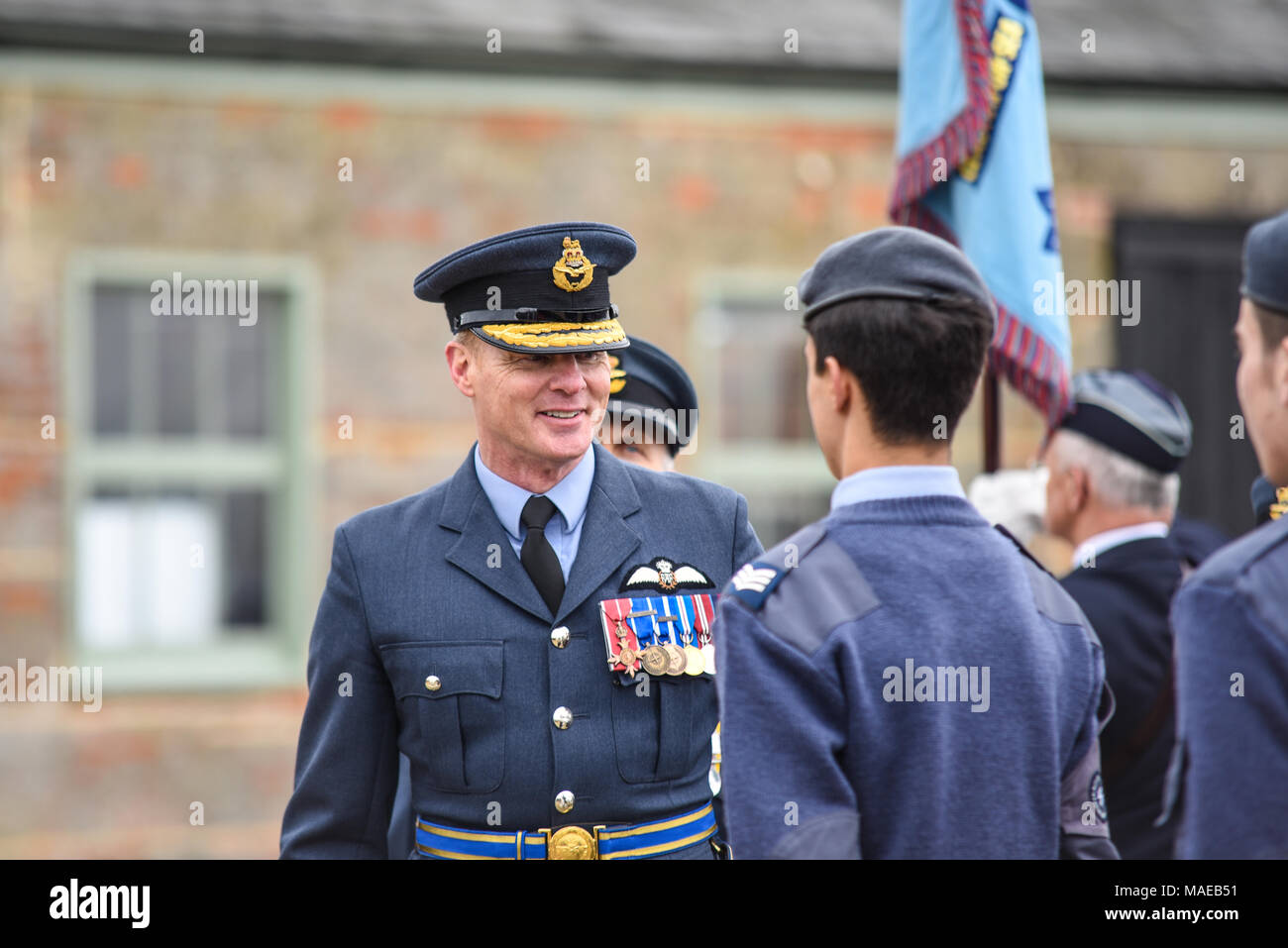 La Royal Air Force a été formé au cours de la Grande Guerre, le 1er avril 1918 de ses ancêtres le Royal Flying Corps et le Royal Naval Air Service. Pour marquer le 100e anniversaire de l'événement une célébration a eu lieu sur la Seconde Guerre mondiale unique un aérodrome à Stow Maries. Le Commodore de l'air Jez Attridge était présent Banque D'Images