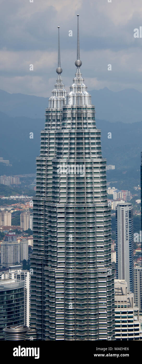Célèbre Petronas Twin Towers Kuala Lumpur, en Malaisie Banque D'Images