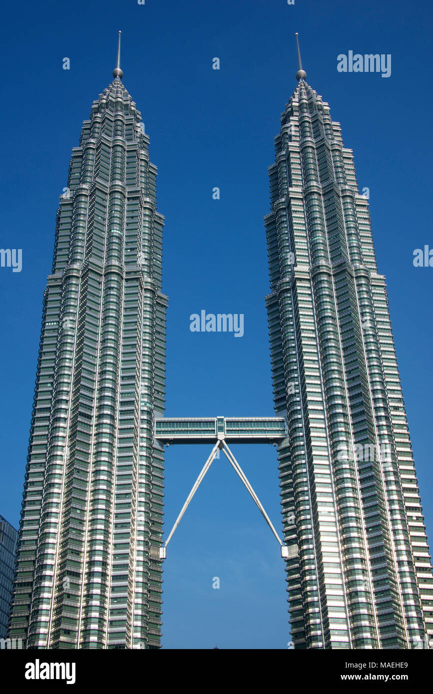 Célèbre Petronas Twin Towers Kuala Lumpur, en Malaisie Banque D'Images