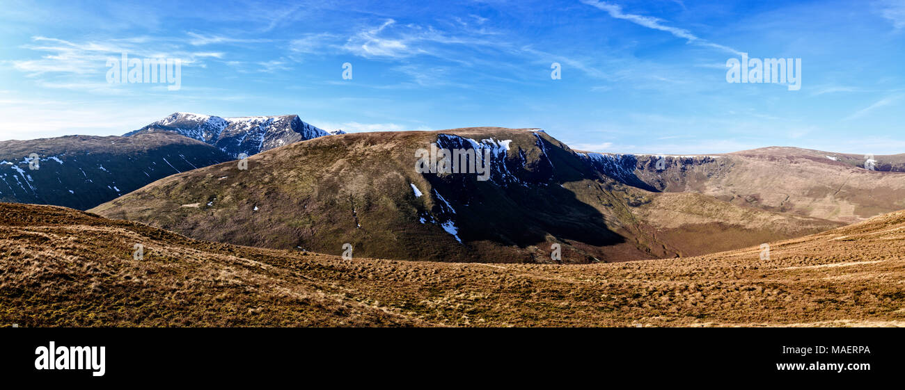 Vue panoramique sur Bowscale ont chuté, Bannerdale Crags et Blencathra vu de Souther est tombé Banque D'Images