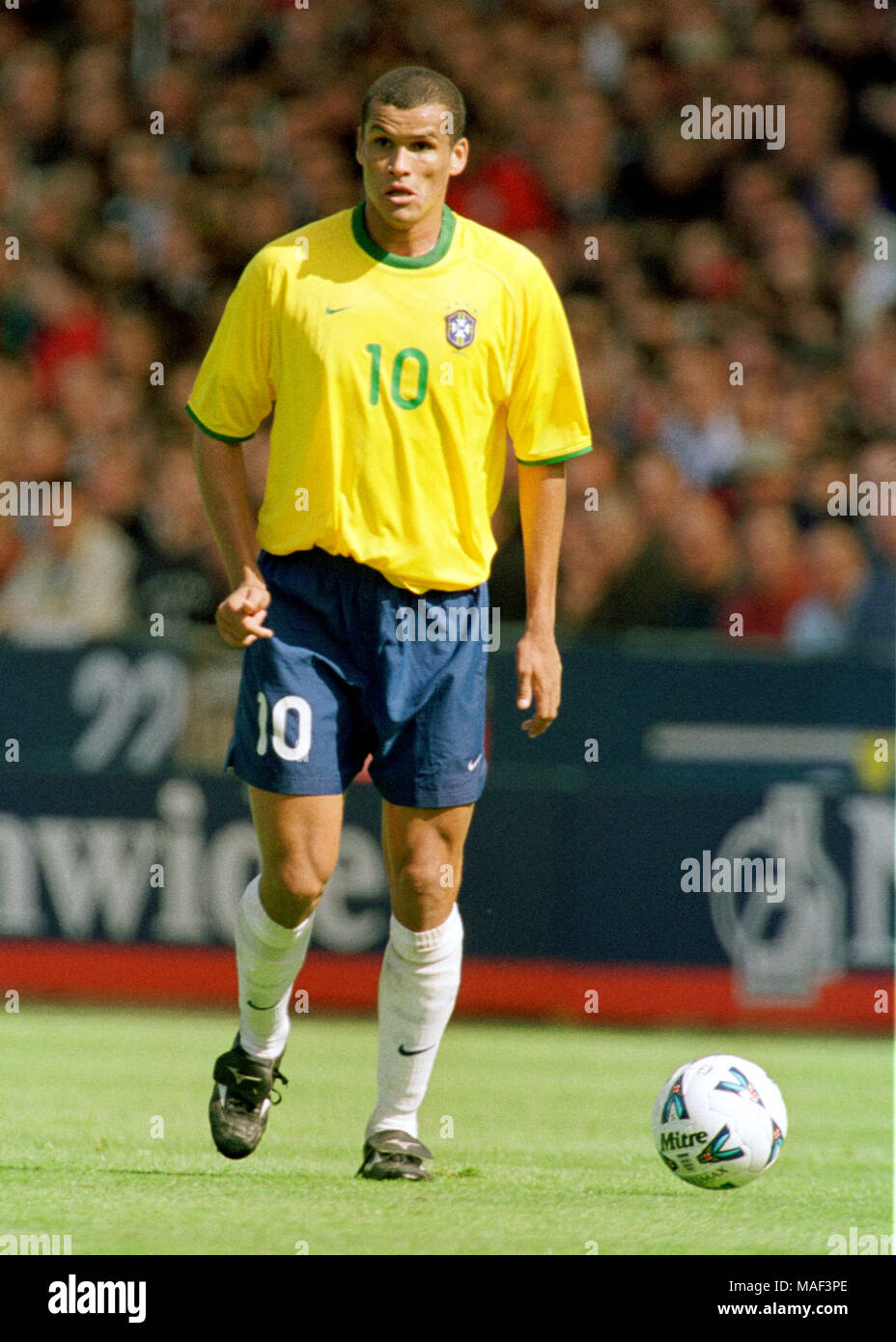 Le stade de Wembley à Londres, Angleterre 27.5.2000, football, match amical, l'Angleterre contre le Brésil 1:1 --- RIVALDO (BRA) Banque D'Images