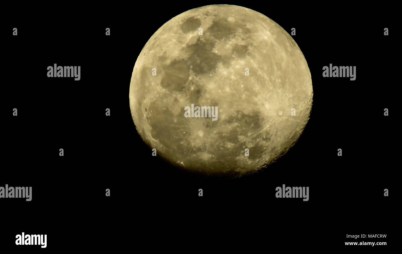 Zoom sur la surface de la lune Banque D'Images