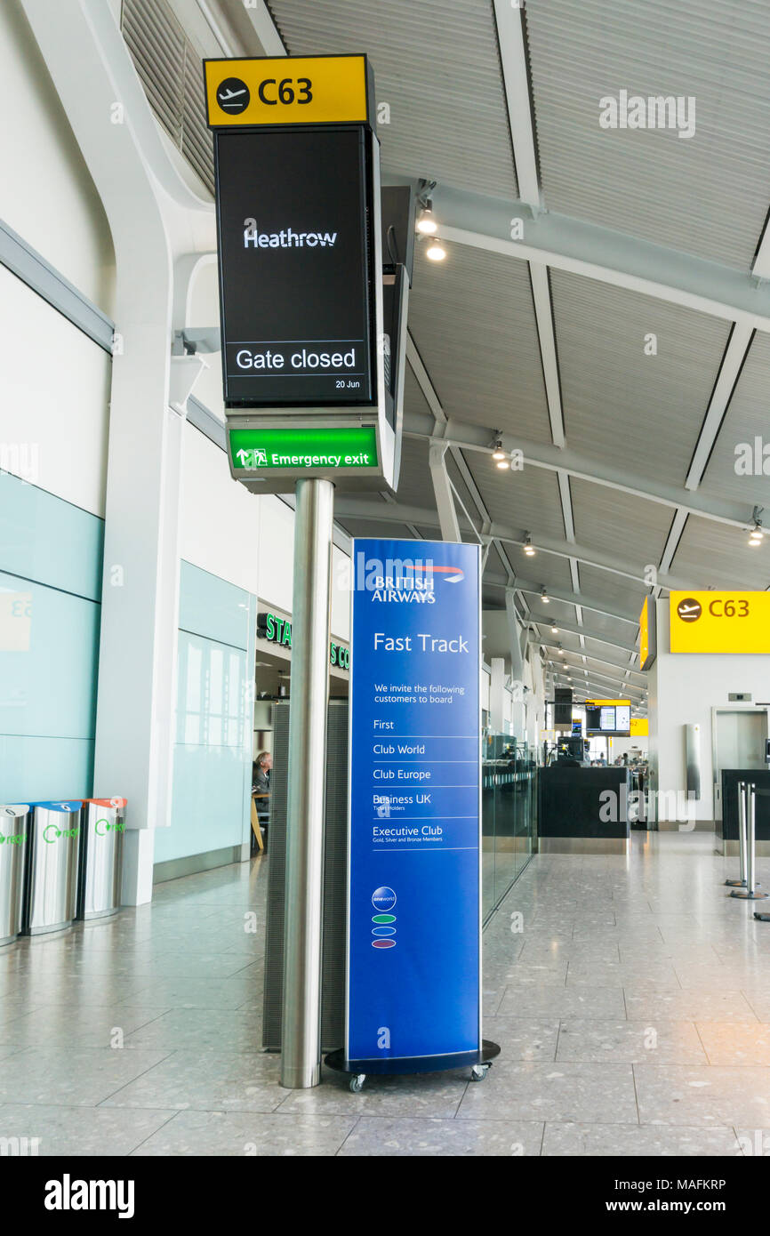 Fast Track de British Airways à Heathrow. Banque D'Images