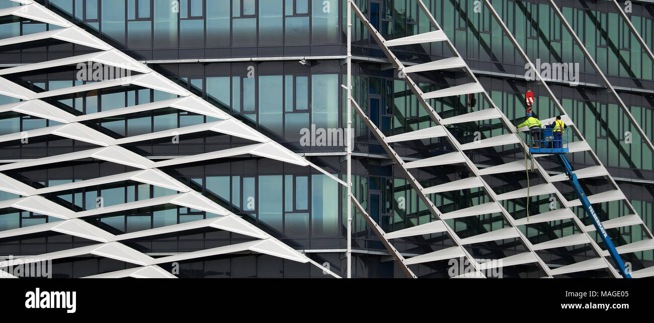 Adidas Headquarters Banque d'image et photos - Alamy