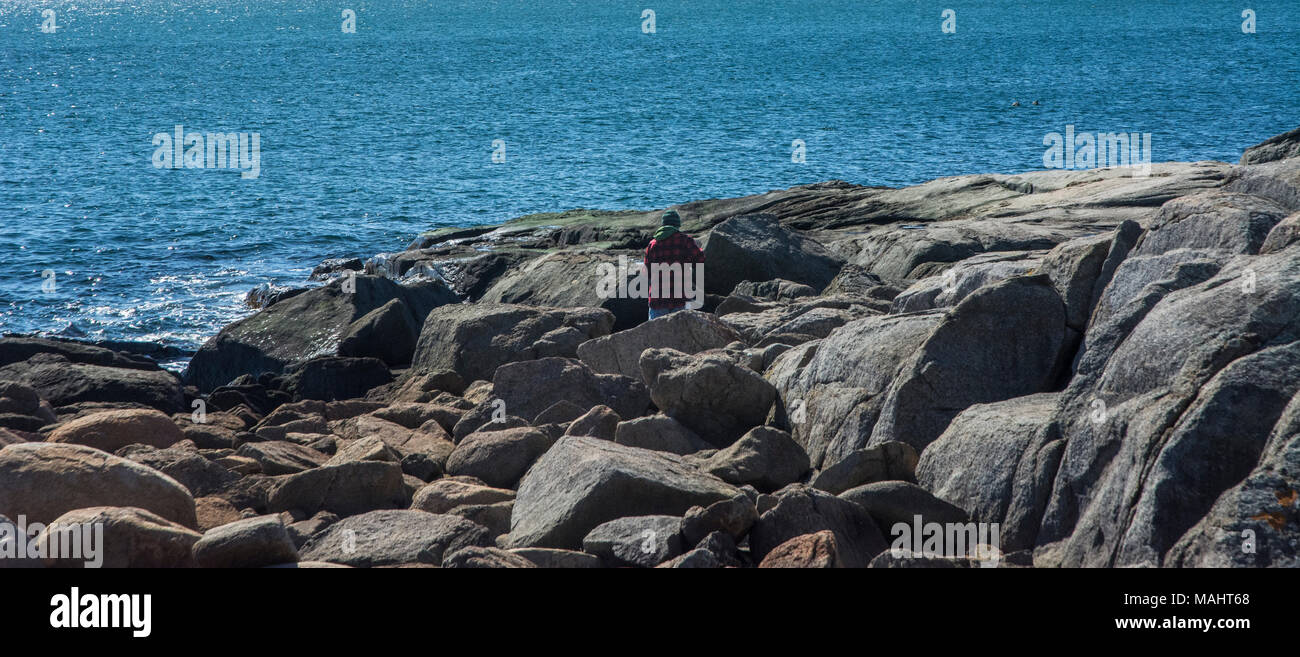 Cette vue d'une veste à carreaux est masqué par le paysage de rochers. Banque D'Images