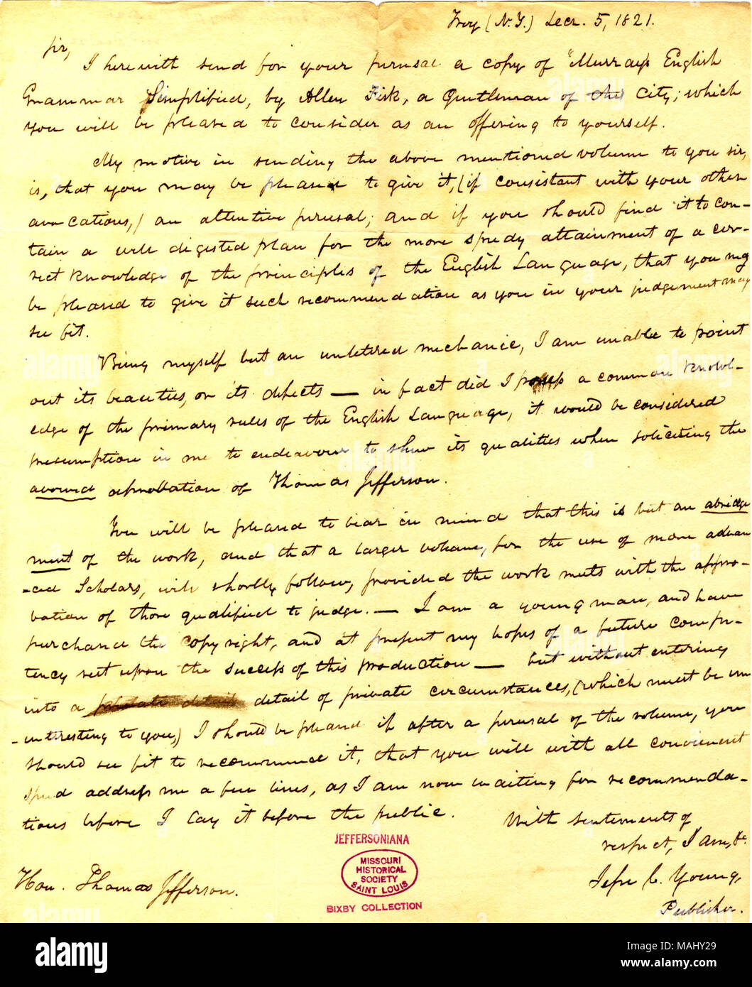 Envoie une copie de Murray's English Grammar simplifié par Fisk Allen, et demande que les recommandations de Jefferson. Titre : lettre signée Jesse C. Young, éditeur, Troy, New York, à Thomas Jefferson, le 5 décembre 1821 . 5 décembre 1821. Les jeunes, Jesse C. Banque D'Images