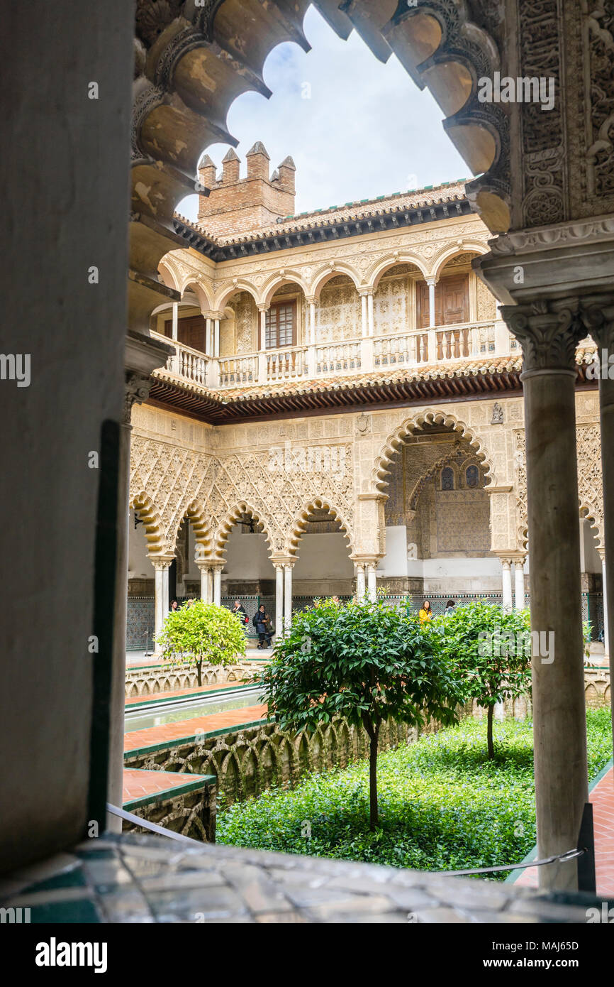 Apartment Doncellas Patio de las à l'intérieur de l'Alcazar Royal Palace (Reales Alcázares de Séville) dans la ville espagnole de Séville, Andalousie, Espagne Banque D'Images