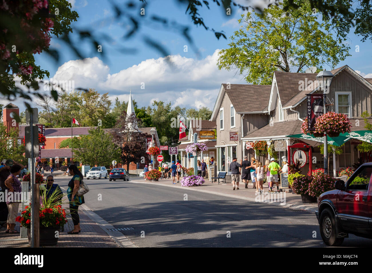 La vie de la rue sur la rue principale historique d'Unionville, en Ontario. Banque D'Images
