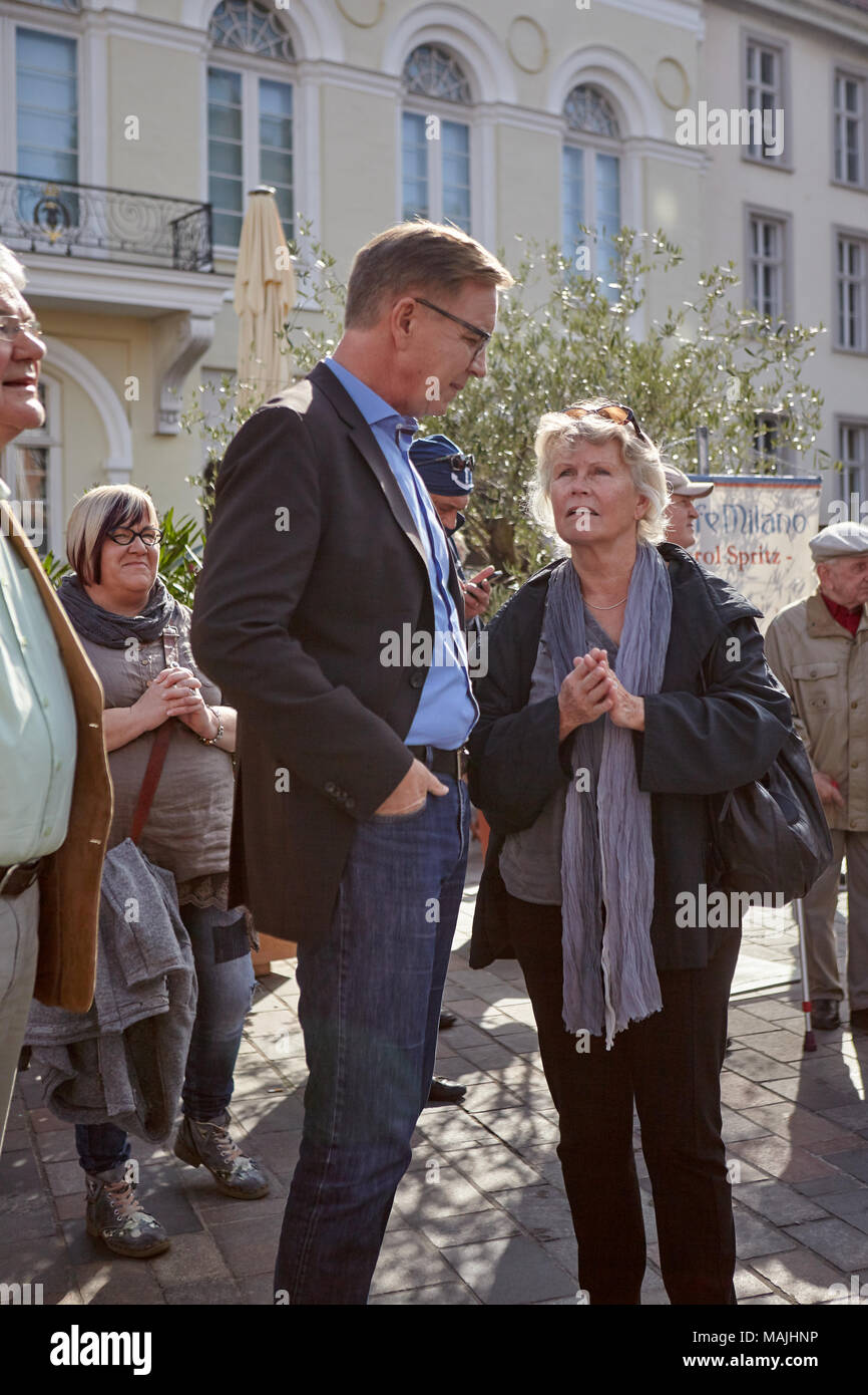 Gerhard Dietmar Bartsch est un homme politique allemand, ancien whip du Parti du socialisme démocratique et de Die Linke et membre du Bundestag. Il Banque D'Images