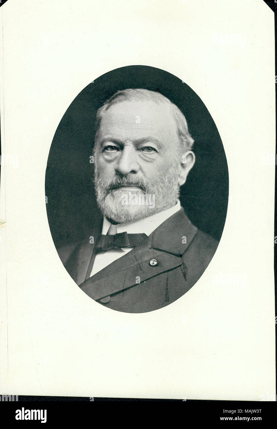 Portrait buste de Fredrick Gottschalk en costume et noeud papillon, et face à l'avant avec son corps tourné vers la gauche. Titre : Fredrick Gottschalk, capitaine d'infanterie, 1re l'Iowa (Union européenne). . Vers 1890. Banque D'Images