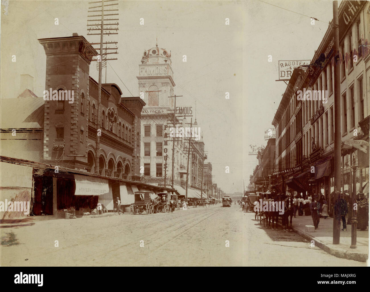 Pictured here on broadway Banque de photographies et d’images à haute