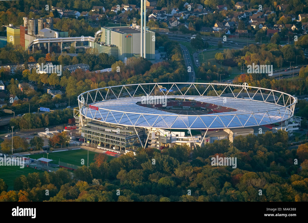 Modernización de iluminación en estadio del bayer leverkusen