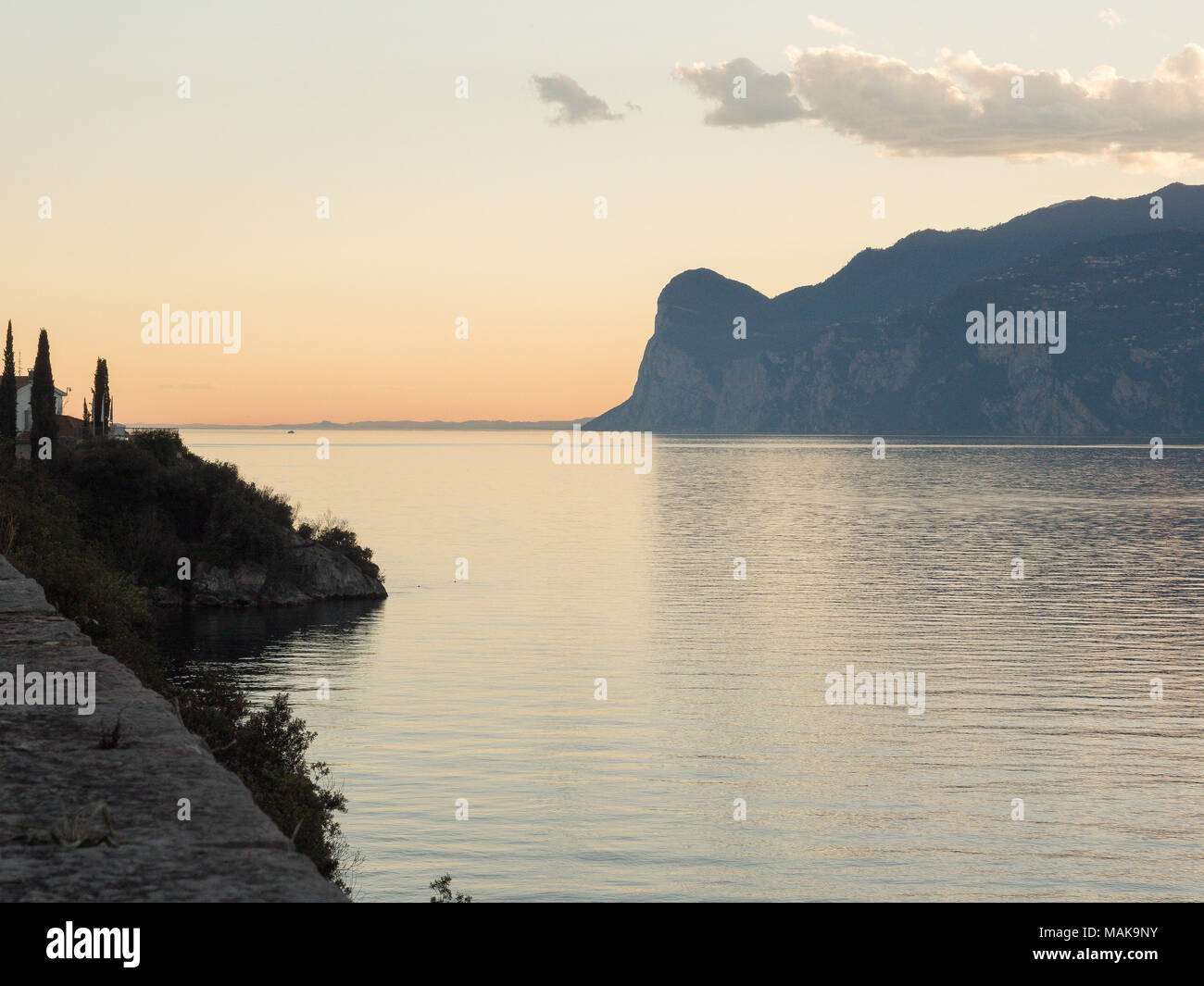 Sur la route près de garda alek par nuit Banque D'Images