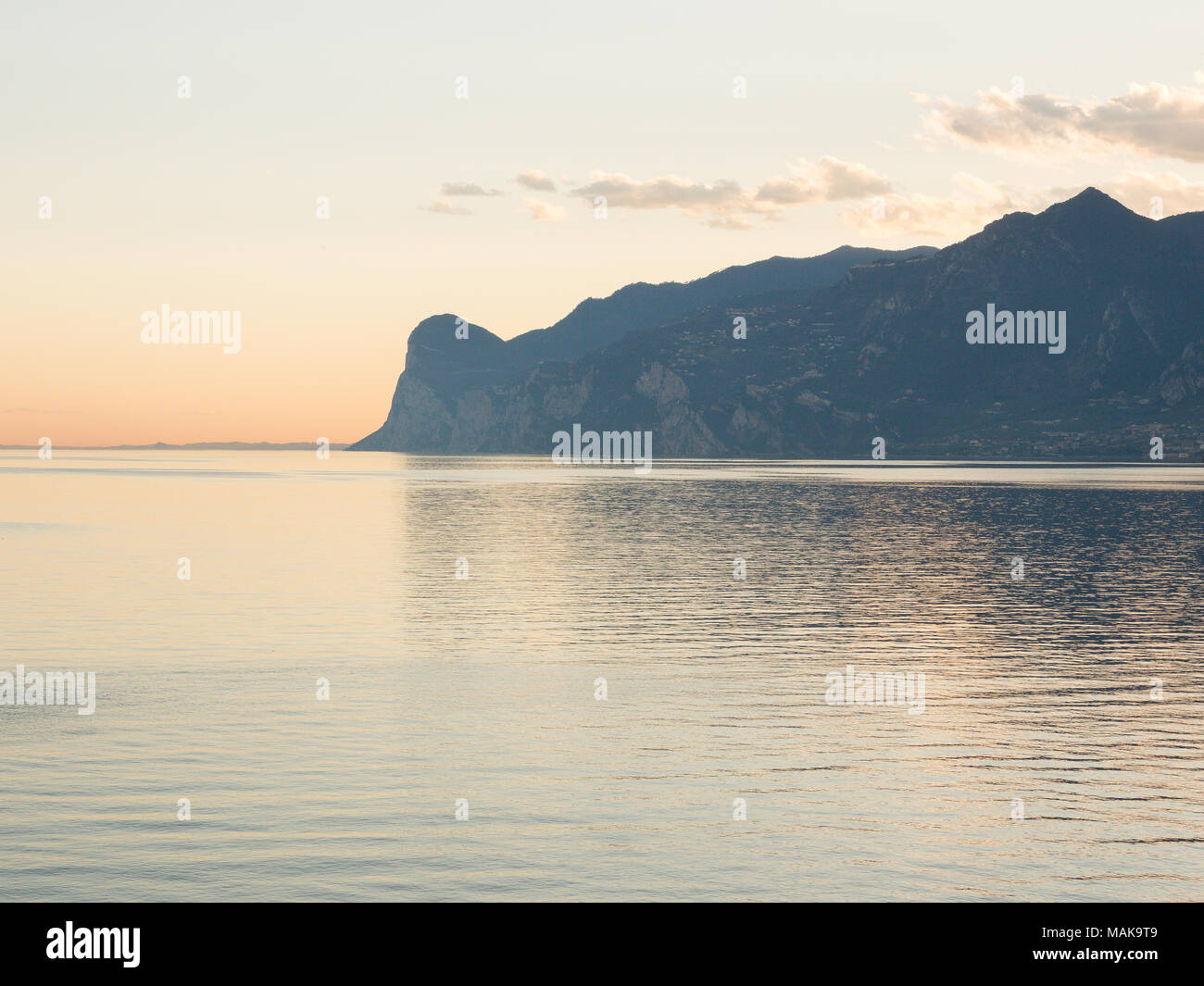 Sur la route près de garda alek par nuit Banque D'Images