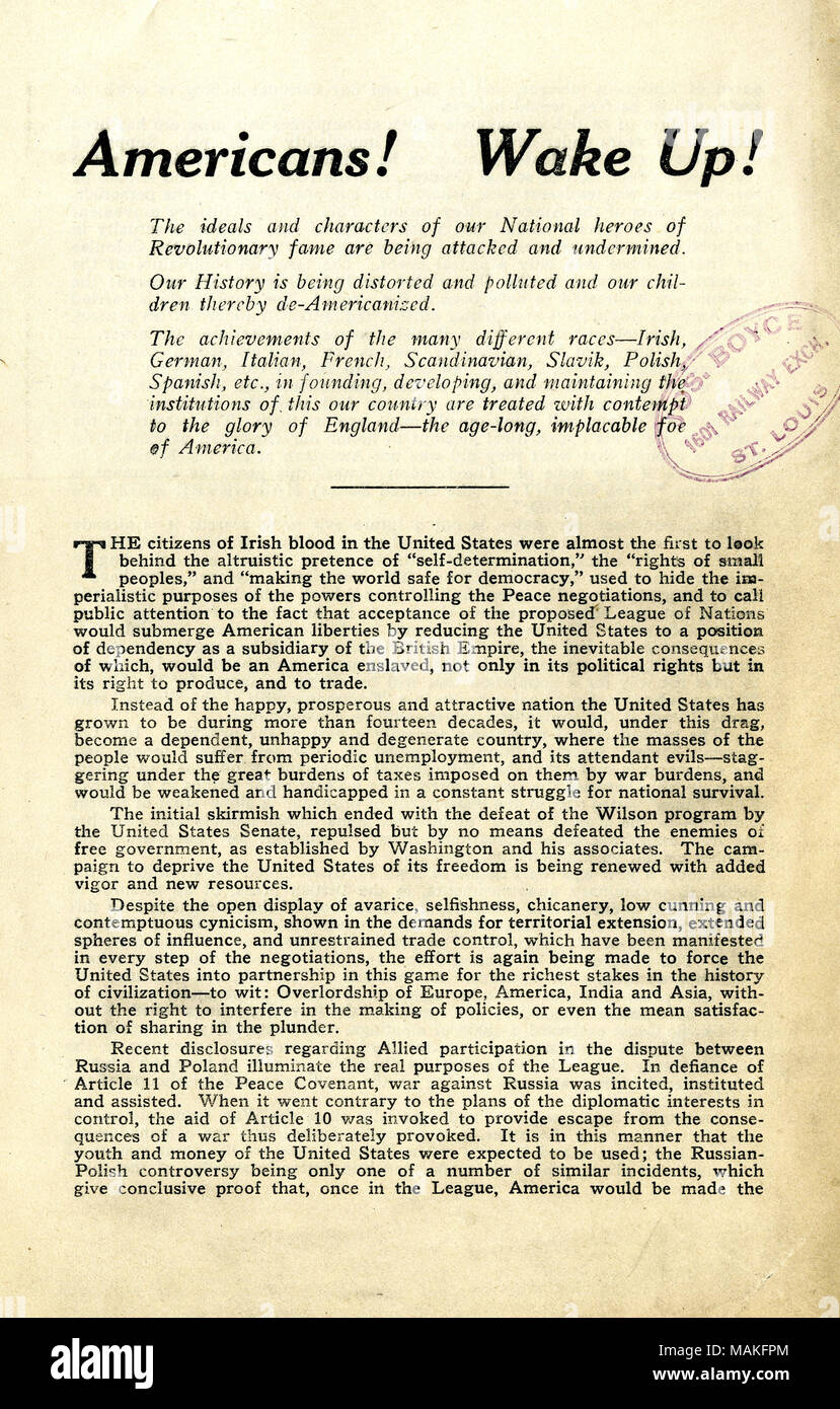 Lit que "les idéaux et les caractères de nos héros nationaux de la renommée révolutionnaire sont attaqués et affaibli. Notre histoire est faussée et pollué et nos enfants ce qui de-américanisé. Les réalisations de la beaucoup de races différentes--Irlandais, Allemand, Italien, Français, scandinave, Slavik, Polonais, Espagnol, etc., dans la fondation, le développement et le maintien des institutions de ce pays sont traités avec mépris à la gloire de l'Angleterre--l'âge-longueur, ennemi implacable de l'Amérique." critique la circulaire United States' a proposé la participation à la Société des nations. Comprend un poème ti Banque D'Images
