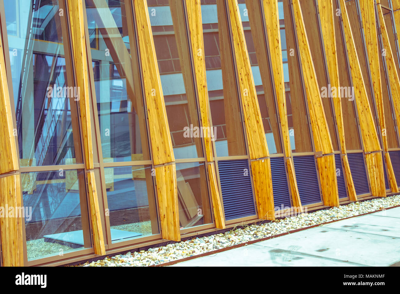 Détail architectural de la façade du bâtiment durable moderne sur Groningen Campus, Pays-Bas Banque D'Images