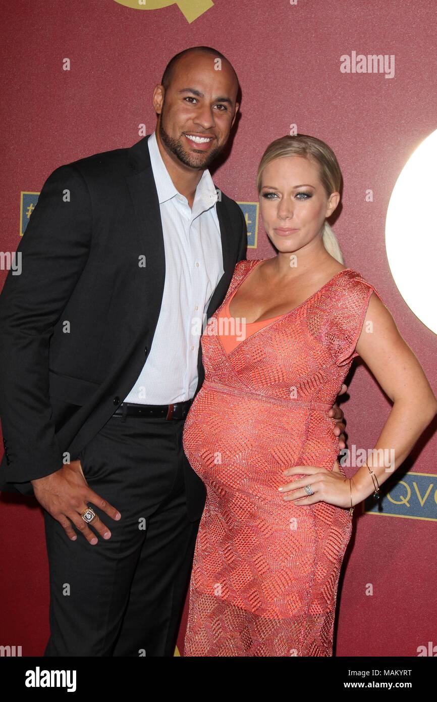 ***PHOTO*** KENDRA WILKINSON ANNONCE LE SPLIT DE HANK BASKETT, Los Angeles, CA - le 28 février : Hank Baskett, Kendra Wilkinson au QVC 5e événement Style Tapis Rouge, Quatre Saisons, Beverly Hills, le 28 février 2014. Credit : Janice Ogata/MediaPunch Banque D'Images