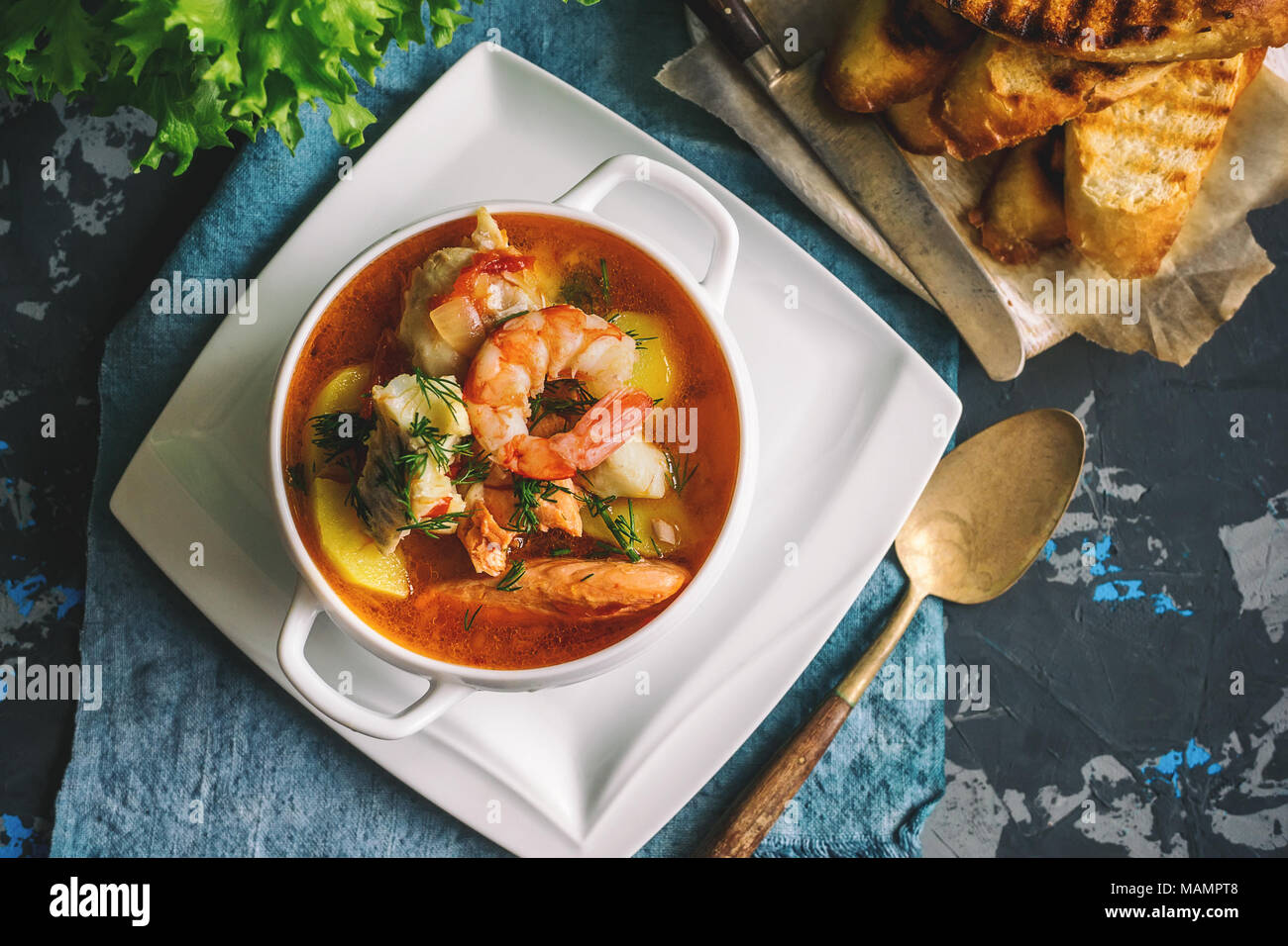 Bouillabaisse De Cuisine Banque d'image et photos - Alamy