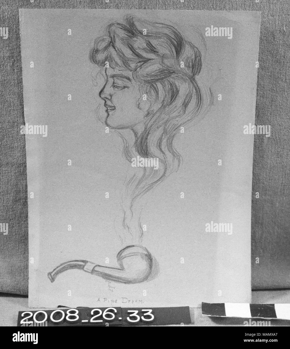 Dessin au crayon est portrait de femme au-dessus du tuyau de fumée. Titre : 'Chimère." Dessin au crayon d'Irma Hesse . 1912. Irma Hesse Banque D'Images