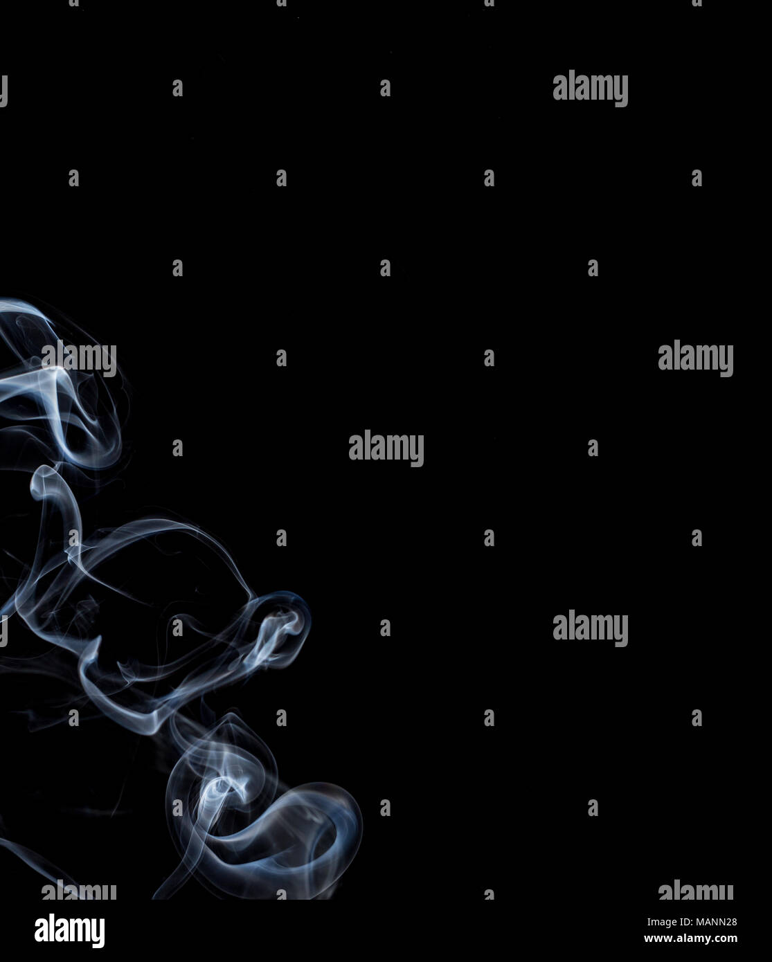 La fumée sur fond noir, Banque D'Images
