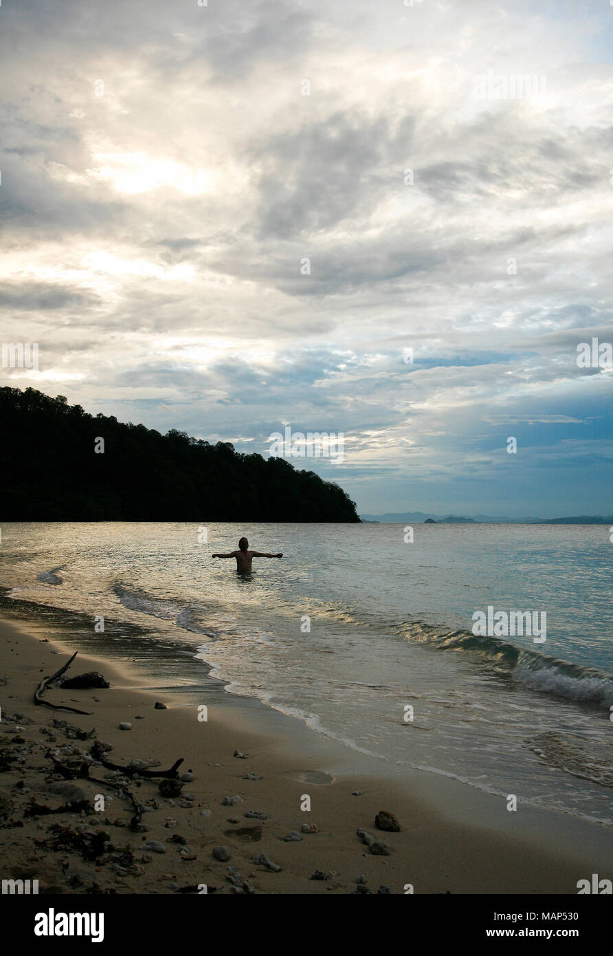 Île déserte. Gorontalo. Sulawesi. L'Indonésie Banque D'Images