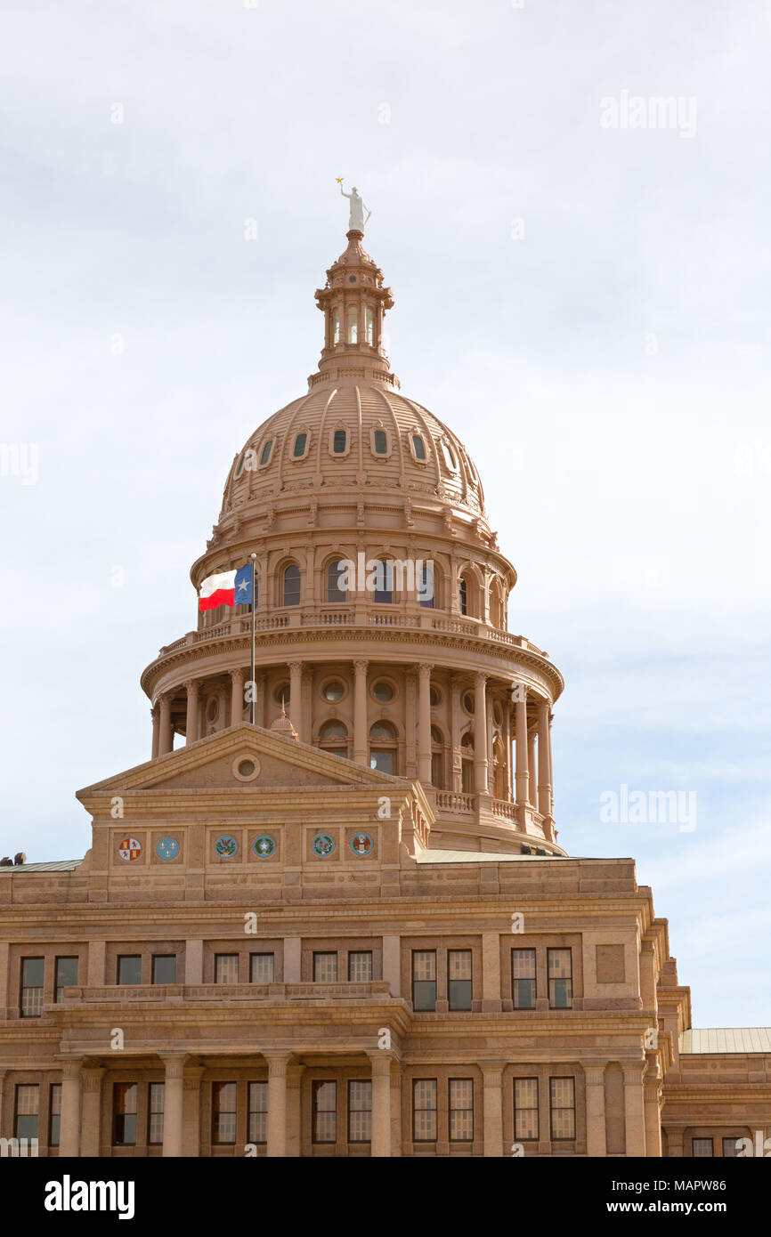 Texas State Capitol building, et le Texas drapeau, Austin, Texas USA Banque D'Images